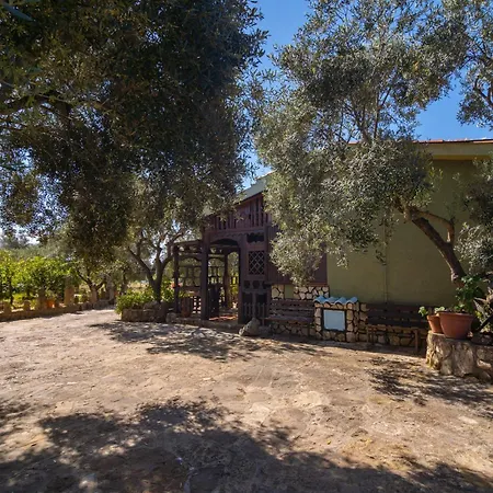 Casa Lilliu Tatil Evi *